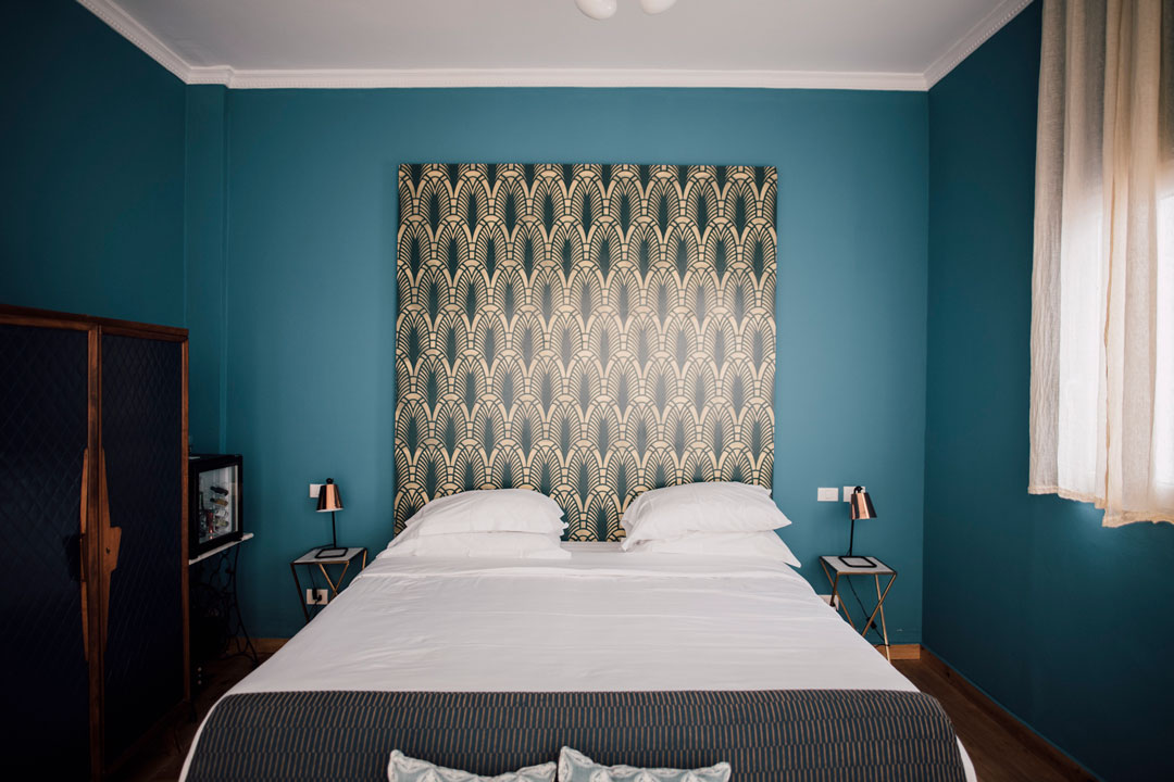 Testiera Letto per Boutique Hotel Paseo 206 - L'Avana - Cuba | 2017 | Realizzato per Bludiprussia - Atelier del Colore e Design - Roma